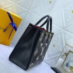 Louis Vuitton Onthego MM Black Cream 35Cm M45495 - Image 4