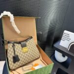Gucci Padlock GG Medium Shoulder Bag Black 33Cm ‎795113 KHNKG 9769 - Image 2