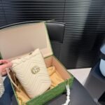Gucci GG Marmont Matelassé Chevron Mini Bucket Bag White 12Cm 575163 DTDRT 9022 - Image 2