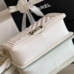 Chanel Boy Bag White Gold Hardware 25Cm A67086 - Image 4