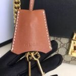 Gucci Padlock Medium GG Shoulder Bag Beige Supreme Canvas 30cm GG 409486 - Image 6