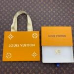 Louis Vuitton Gold And Diamond Earrings Q96495 - Image 5