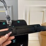 Louis Vuitton Keepall Bandoulière Blue Denim 40Cm - Image 5