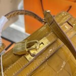 Hermes Mini Kelly Handbag Alligator Brown 22Cm - Image 5
