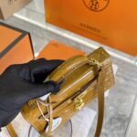 Hermes Mini Kelly Handbag Alligator Brown 22Cm - Image 4