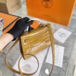 Hermes Mini Kelly Handbag Alligator Brown 22Cm - Image 3