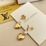 Louis Vuitton LV Heart Earrings Gold M01011 - Image 2