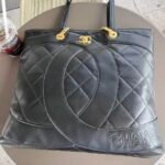 Chanel CC Shopping Bag Black 37Cm - Image 4