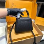 Louis Vuitton Capucines East West Mini Optic Black 19Cm M23955 - Image 3