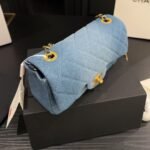 Chanel Classic Handbag Washed Denim And Gold Tone Metal Blue 19Cm A01112 B16747 NX158 - Image 4