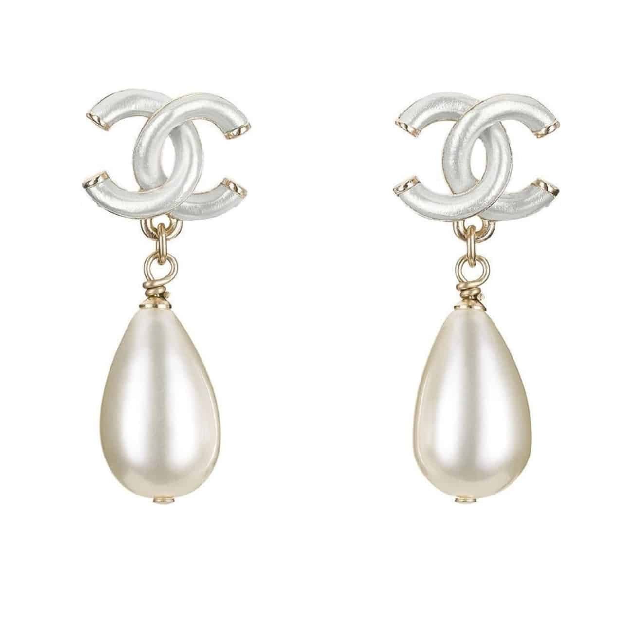 Thumbnail-6-2-1 Chanel CC Pearl Drop Earrings A98327 - Image 1